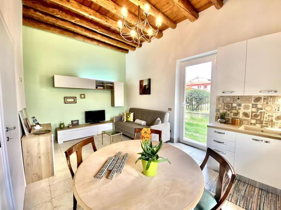 Zona Fiera A 10 Minuti Dal Centro Con Parcheggio Appartement Verona Buitenkant foto